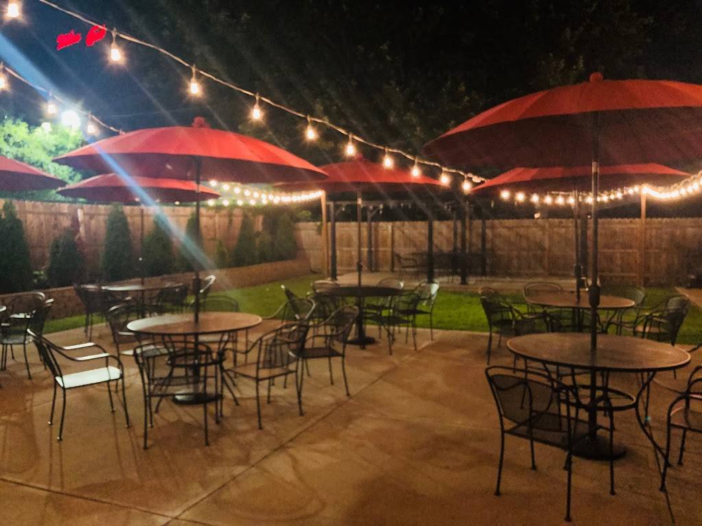 LUNA | restaurant | 706 Varick St, Utica, NY 13502, USA | 3159227067 OR +1 315-922-7067