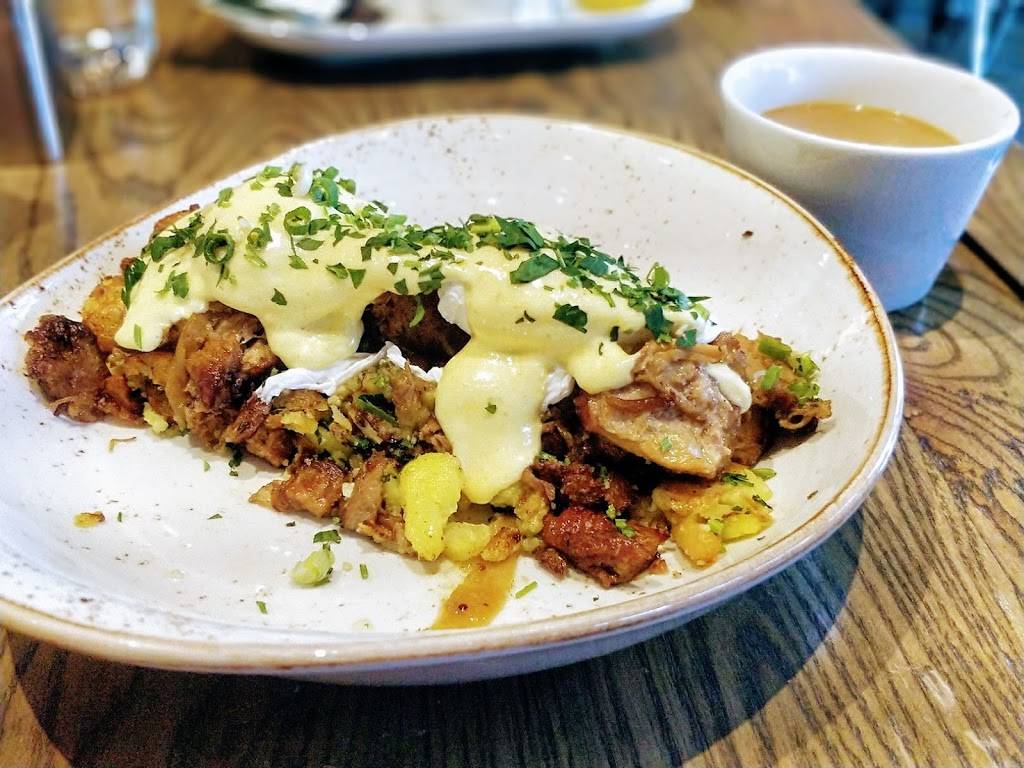 Stock & Barrel | restaurant | 316 W Davis St, Dallas, TX 75208, USA | 2148880150 OR +1 214-888-0150