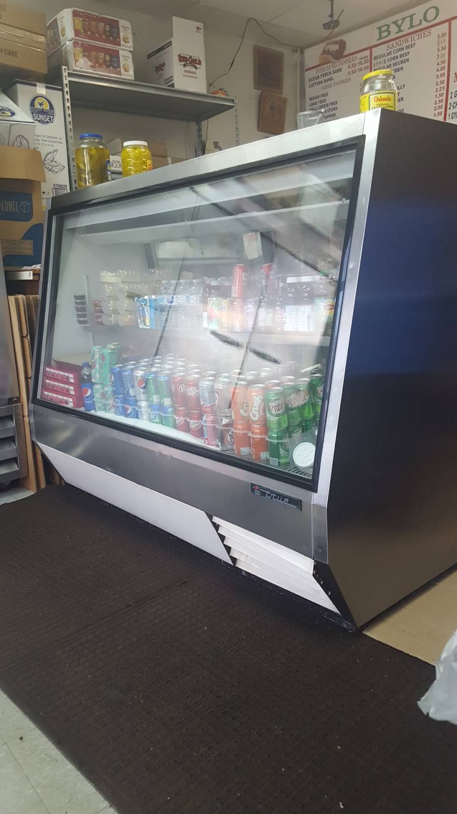 Bylo Gyro | restaurant | 14007 Puritas Ave, Cleveland, OH 44135, USA | 2162528670 OR +1 216-252-8670