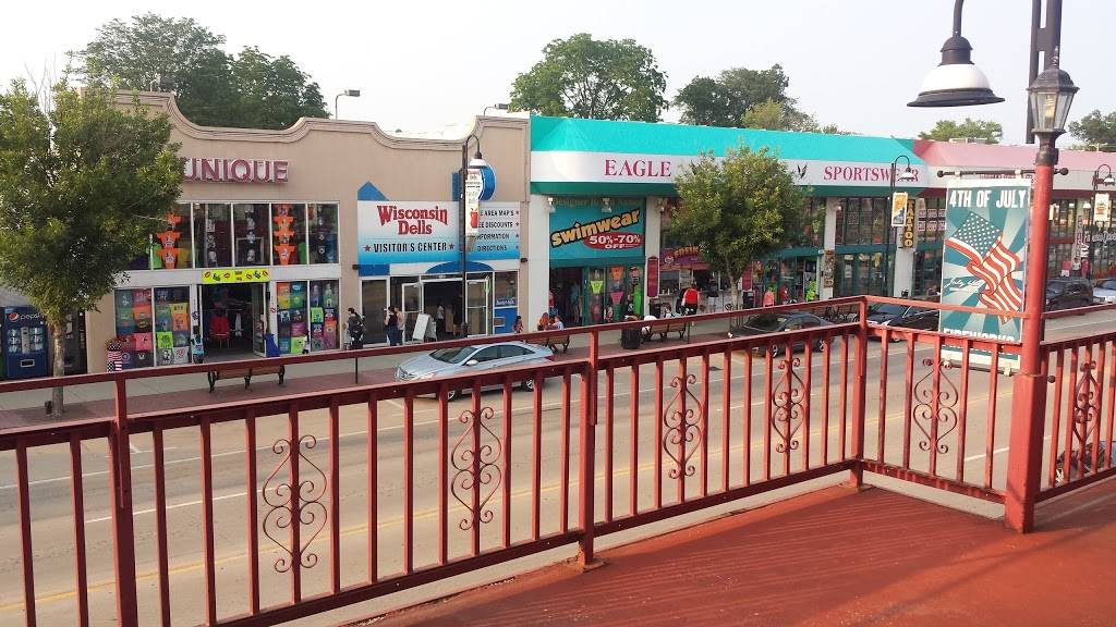 YOLO COFFEE SHOP & HOOKAH LOUNGE | cafe | 400 Broadway, Wisconsin Dells, WI 53965, USA | 6084329400 OR +1 608-432-9400