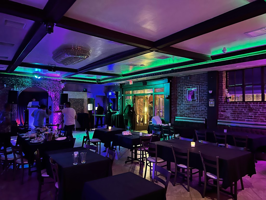 Eden Garden Bar & Grill | night club | 175 E Holly St, Pasadena, CA 91101, USA | 6264401421 OR +1 626-440-1421