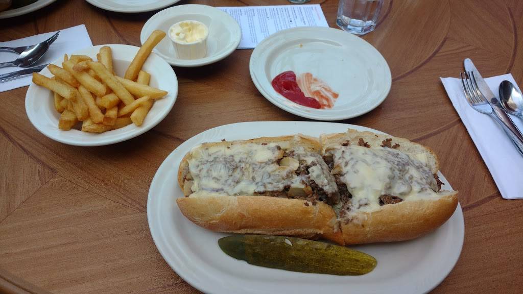 Little Petes | restaurant | 2401 Pennsylvania Ave, Philadelphia, PA 19130, USA | 2152325001 OR +1 215-232-5001