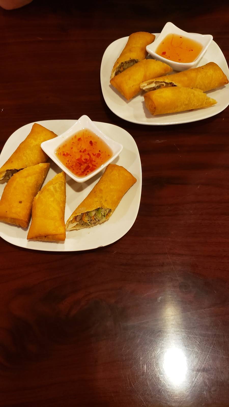 Cups and Cheers International Sports Bar Restaurant | restaurant | 1626 White Bear Ave, St Paul, MN 55106, USA | 6513308614 OR +1 651-330-8614