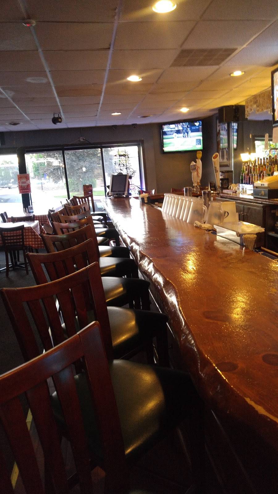 Bijes Pizza | restaurant | 7455 W, IL-19, Chicago, IL 60634, USA | 7736259700 OR +1 773-625-9700