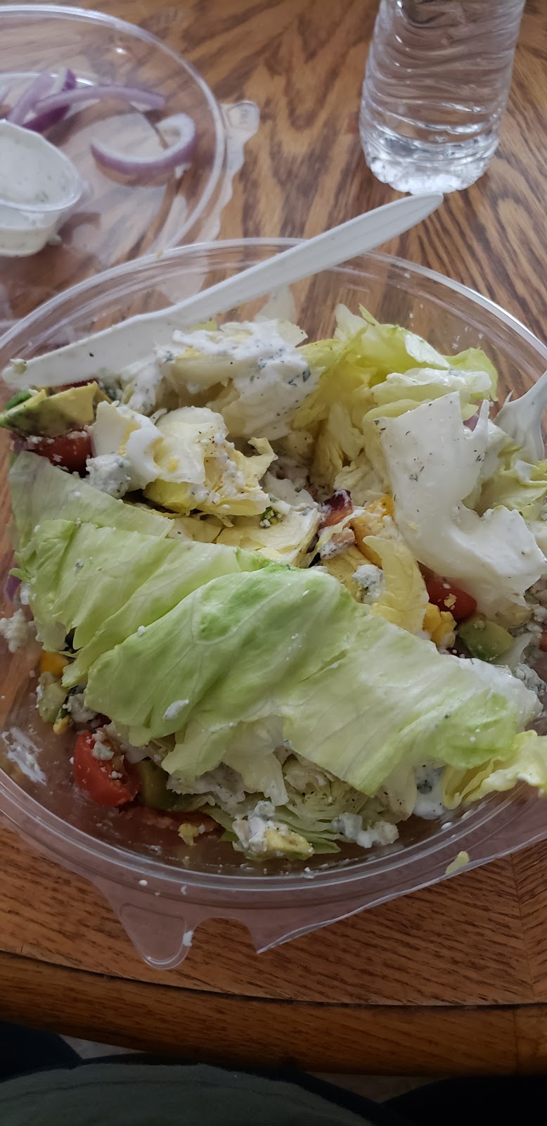 Off The Vine | restaurant | 701 N Irwin St, Hanford, CA 93230, USA | 5594108133 OR +1 559-410-8133