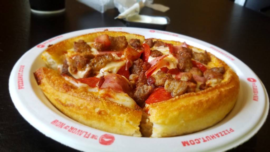 Pizza Hut | meal takeaway | 7955 E Lamar Alexander Pkwy, Townsend, TN 37882, USA | 8654486676 OR +1 865-448-6676