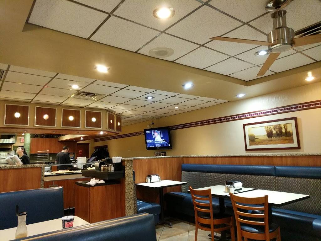 Marios Pizzeria | restaurant | 43 Great Neck Rd, Great Neck, NY 11021, USA | 5164667722 OR +1 516-466-7722