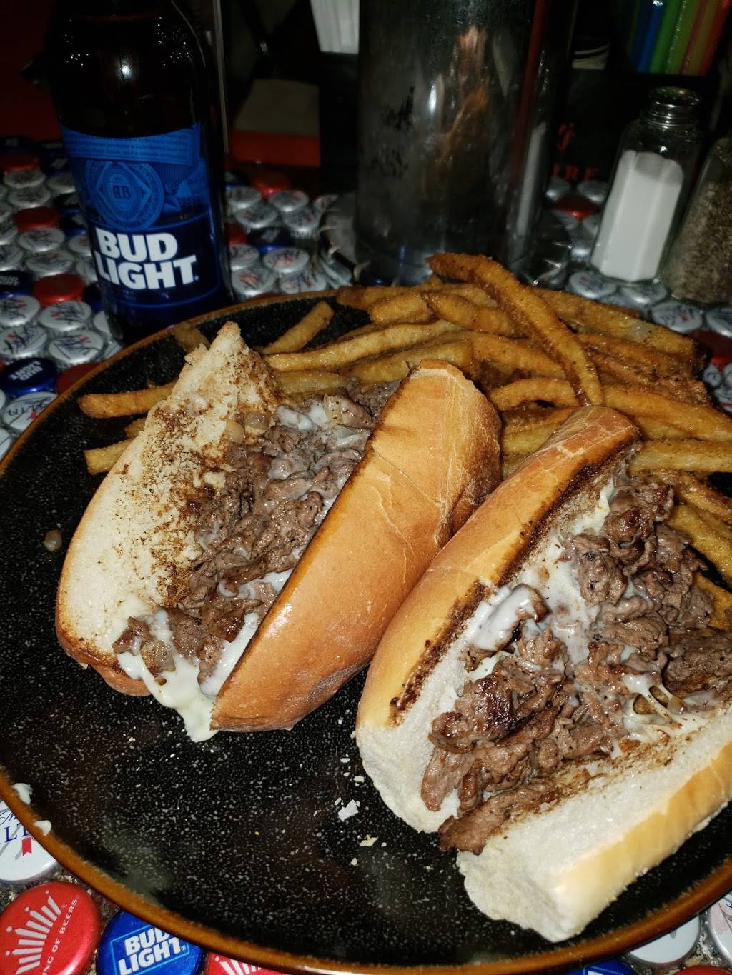 Whiskey Throttle Bar & Grill | restaurant | 1804 Newport Gap Pike, Wilmington, DE 19808, USA | 3028923305 OR +1 302-892-3305