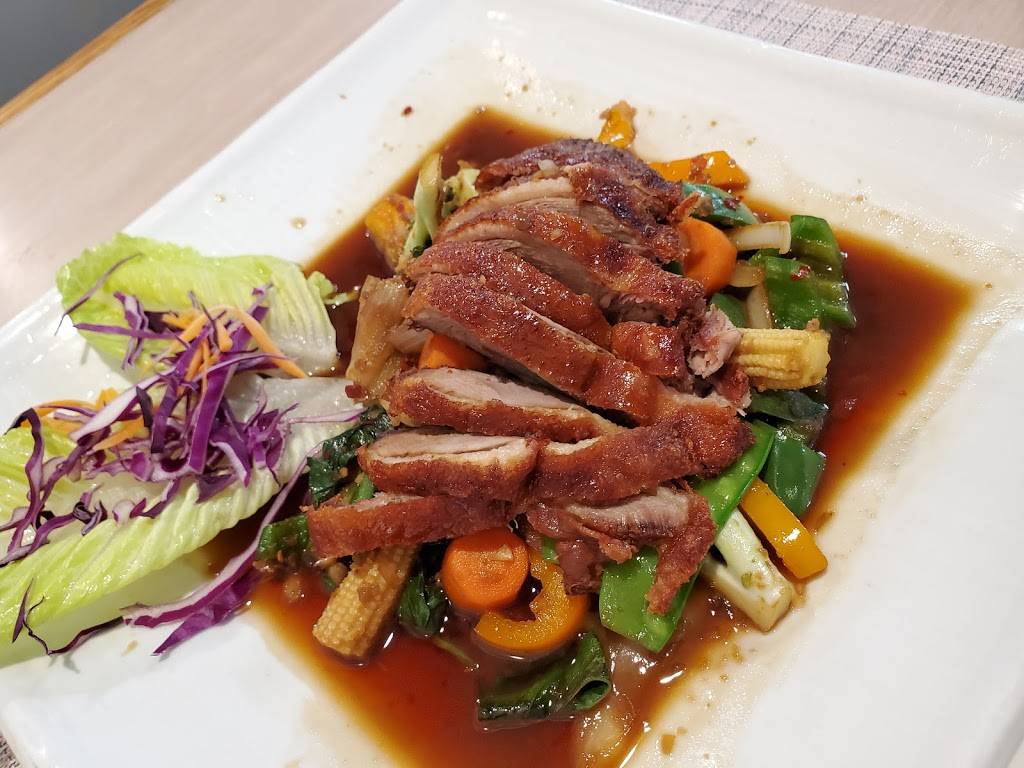 Thai Basil | restaurant | 37682 W 12 Mile Rd, Farmington Hills, MI 48331, USA | 2488937571 OR +1 248-893-7571