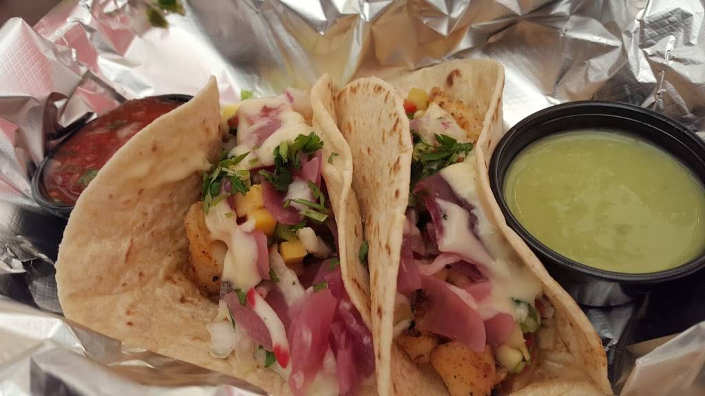 Tipsy Crow Tavern | restaurant | 102 SW 3rd St, Des Moines, IA 50309, USA | 5152439338 OR +1 515-243-9338