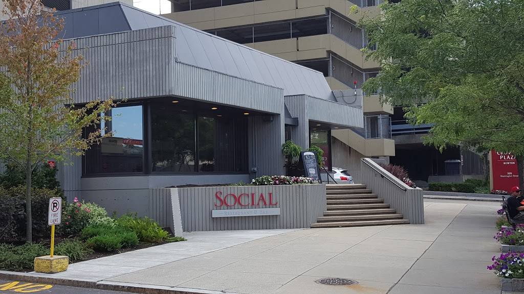 Social | restaurant | 320 Washington St, Newton, MA 02458, USA | 6172444800 OR +1 617-244-4800