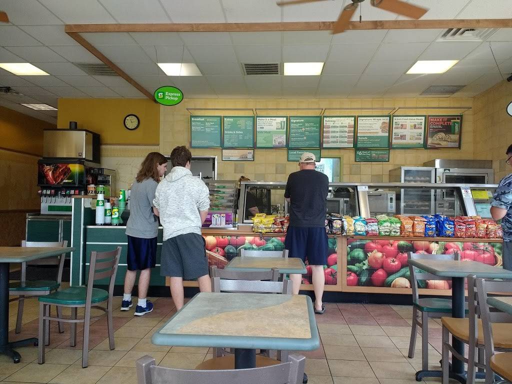 Subway | restaurant | 155 Lake Blvd E, Redding, CA 96003, USA | 5302450918 OR +1 530-245-0918