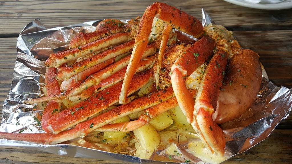 Spinners | restaurant | 14106 N Interstate Hwy 35, Austin, TX 78728, USA | 5129903665 OR +1 512-990-3665