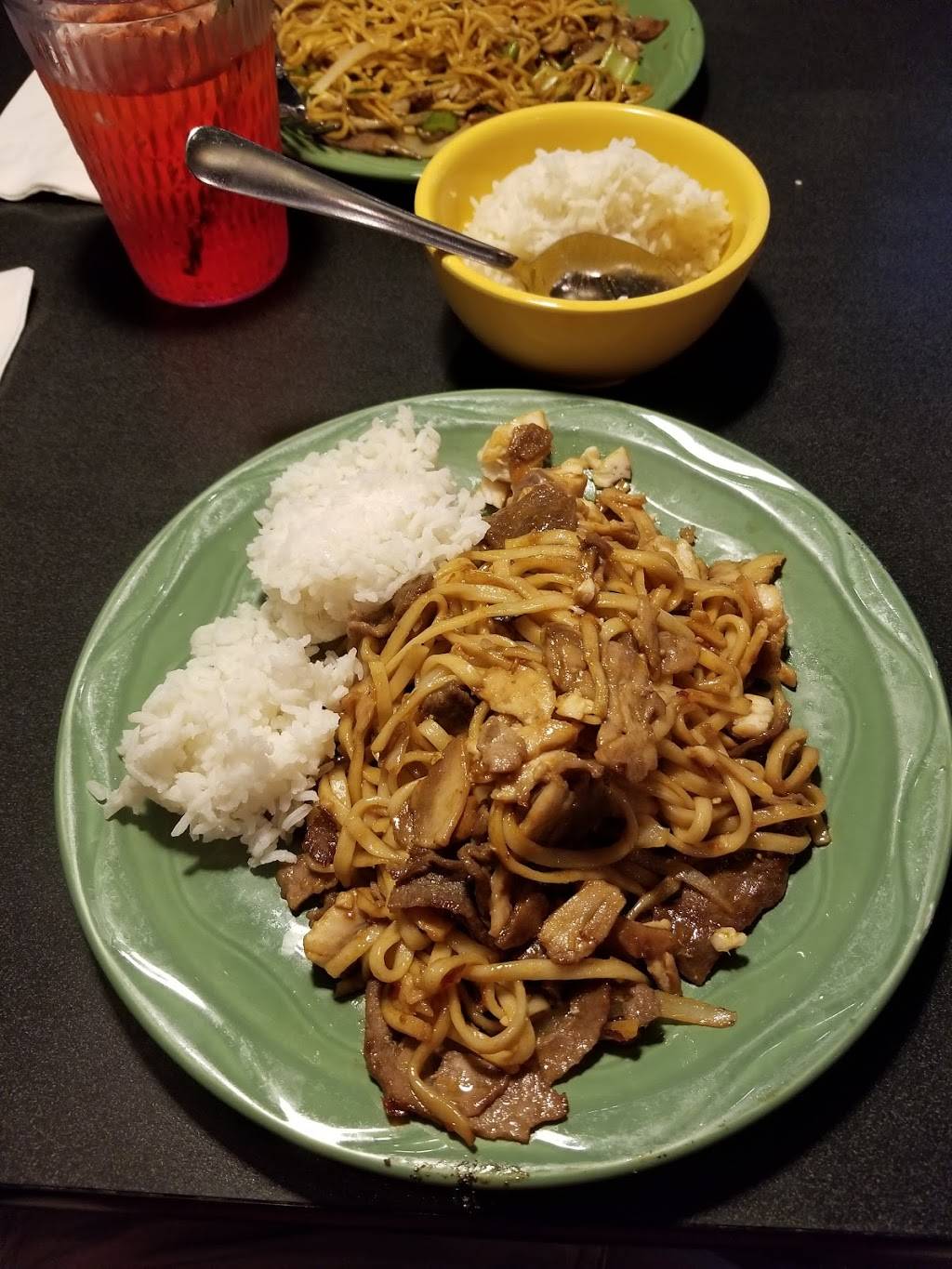 HuHot Mongolian Grill | restaurant | 2101 N 120th St, Omaha, NE 68164, USA | 4024988890 OR +1 402-498-8890