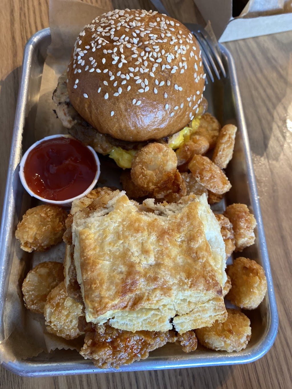 Beedos | restaurant | 1634 Sea Island Pkwy, St Helena Island, SC 29920, USA | 8436122901 OR +1 843-612-2901