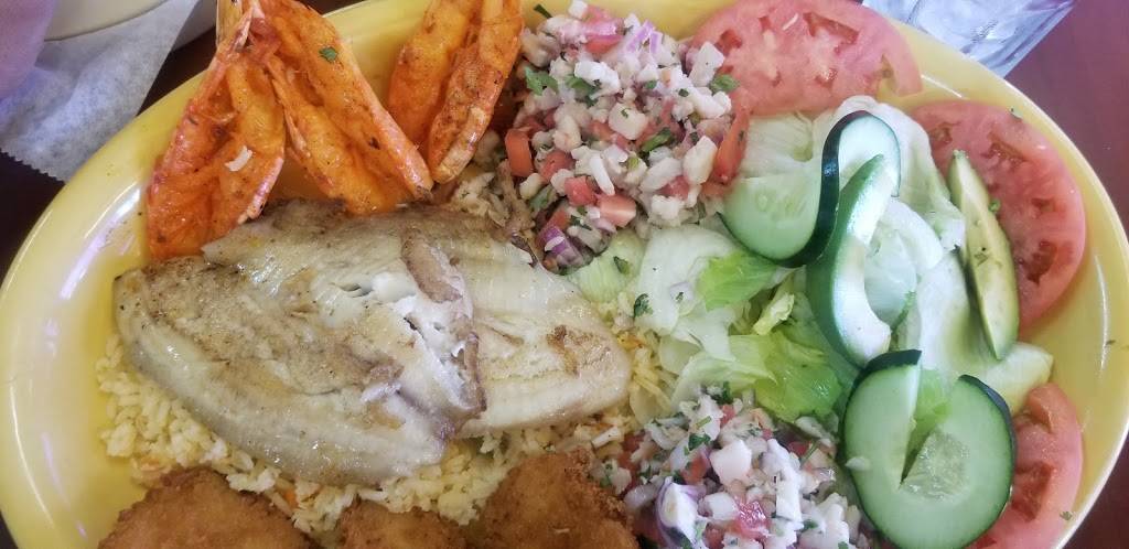 Los Cocos | restaurant | 2225 W North Ave # H, Melrose Park, IL 60160, USA | 7083446911 OR +1 708-344-6911