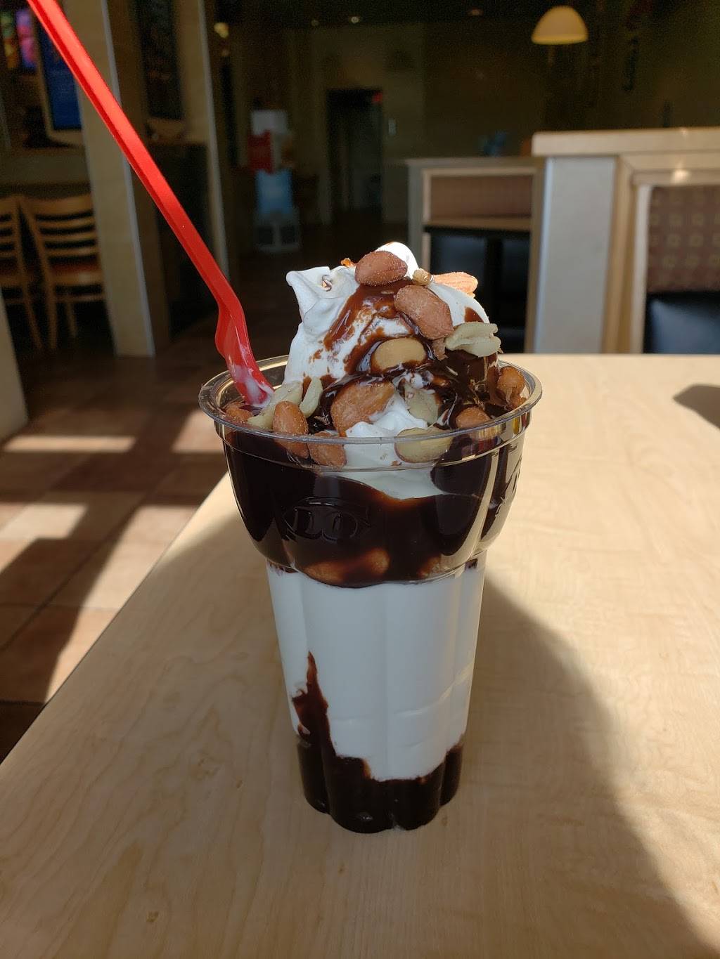 Dairy Queen Grill & Chill | restaurant | 6416 Pullman Dr, Lewis Center, OH 43035, USA | 7405494628 OR +1 740-549-4628