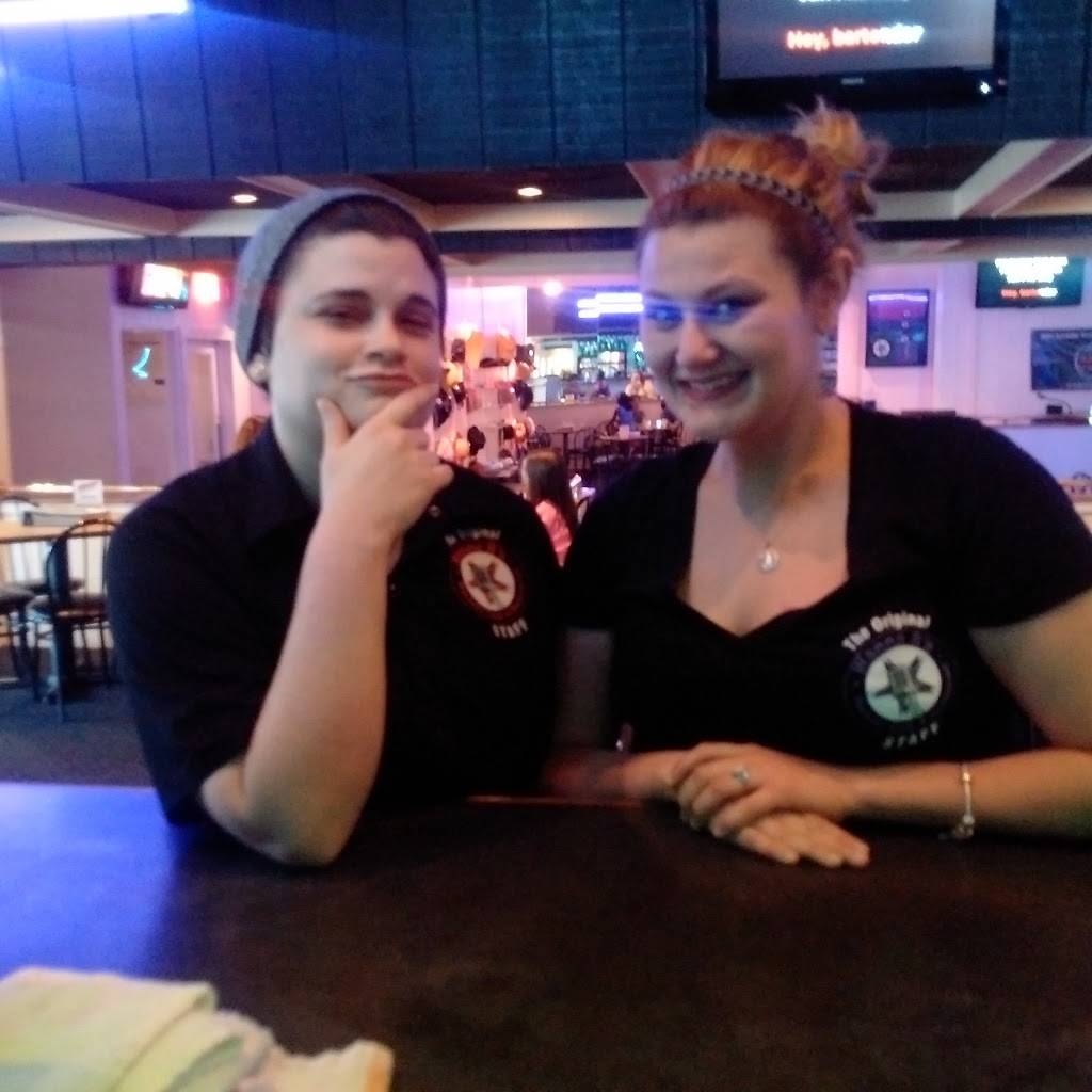 Wanna Bs Karaoke Club & Restaurant | night club | 2880 Virginia Beach Blvd, Virginia Beach, VA 23452, USA | 7573405671 OR +1 757-340-5671