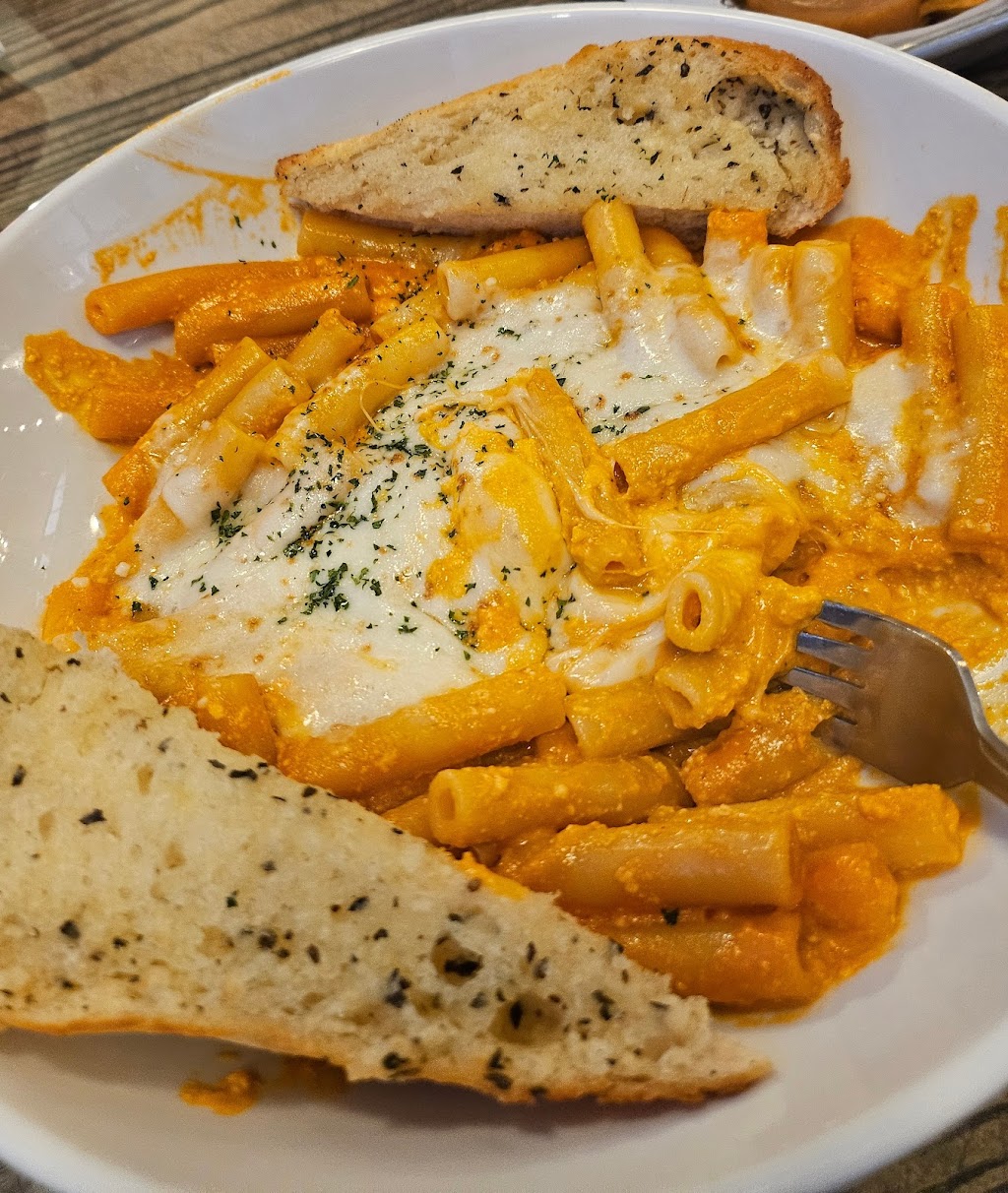 Paisans Pizza | restaurant | 2150 N Cicero Ave, Chicago, IL 60639, USA | 7739020606 OR +1 773-902-0606