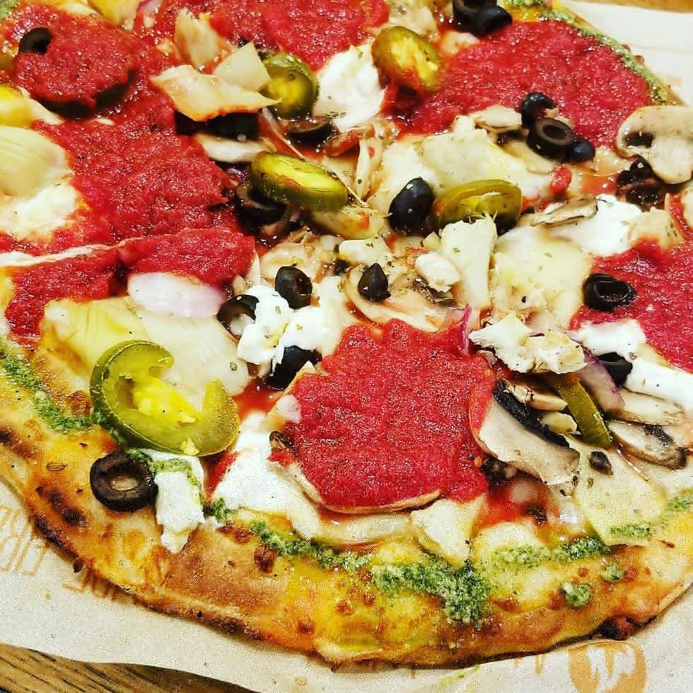 Blaze Pizza | restaurant | 4488 Town Center Pkwy, Jacksonville, FL 32224, USA | 9045120694 OR +1 904-512-0694