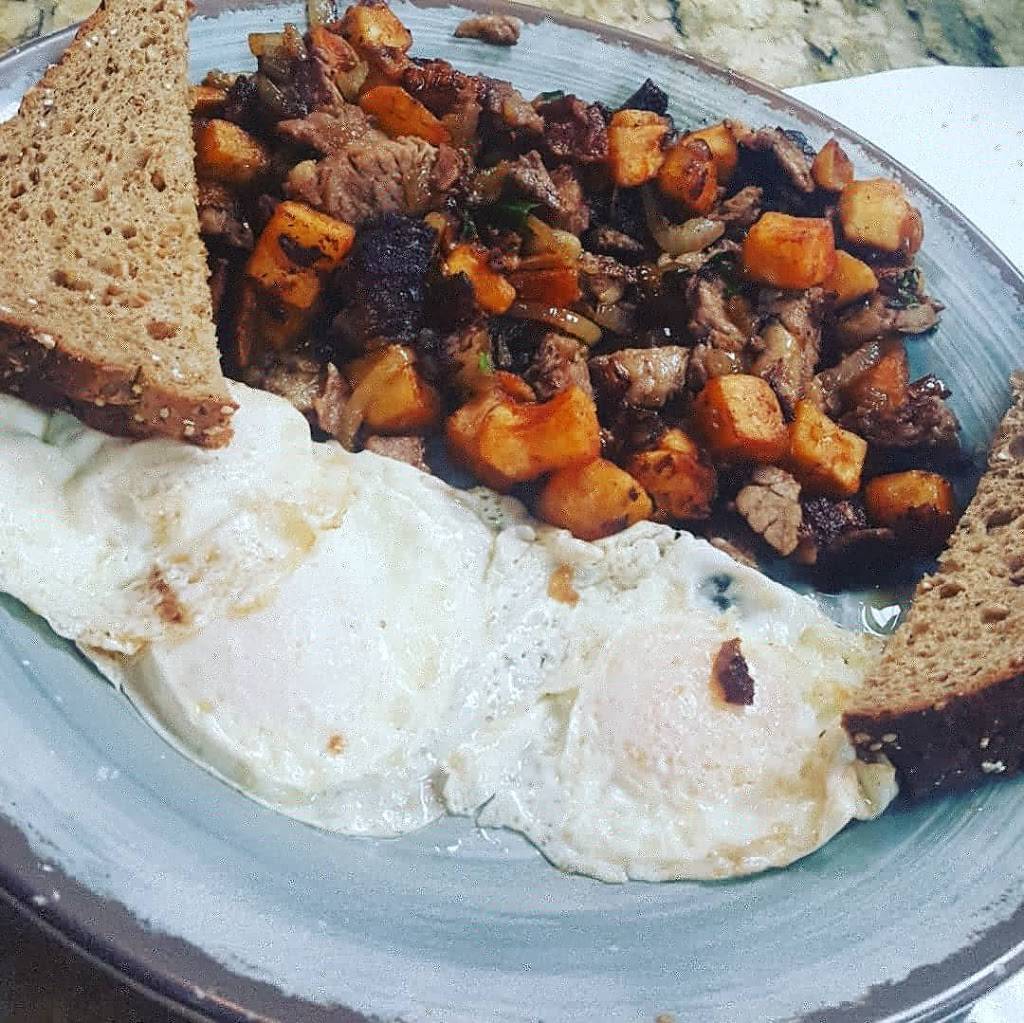 Parish Diner | restaurant | 2401 Paris Rd, Chalmette, LA 70043, USA | 5043011861 OR +1 504-301-1861