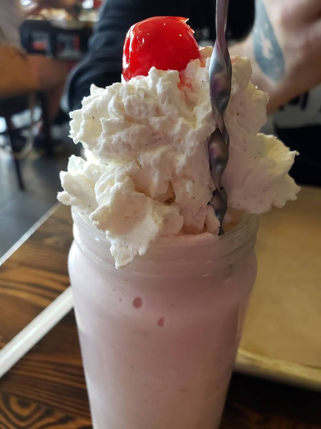 Gastro Grind Burgers | restaurant | 73850 CA-111 #B, Palm Desert, CA 92260, USA | 7604040300 OR +1 760-404-0300