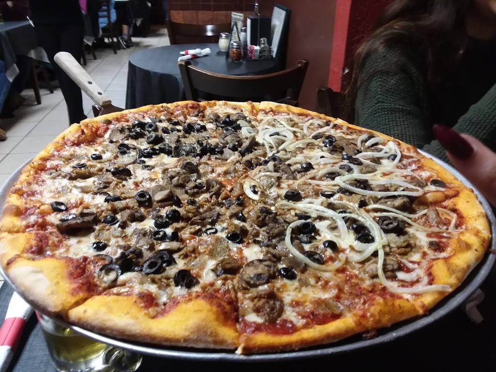 Lorenzos Italian Restaurant & Pizzeria | restaurant | 222 Orange Ave, Fort Pierce, FL 34950, USA | 7724605445 OR +1 772-460-5445