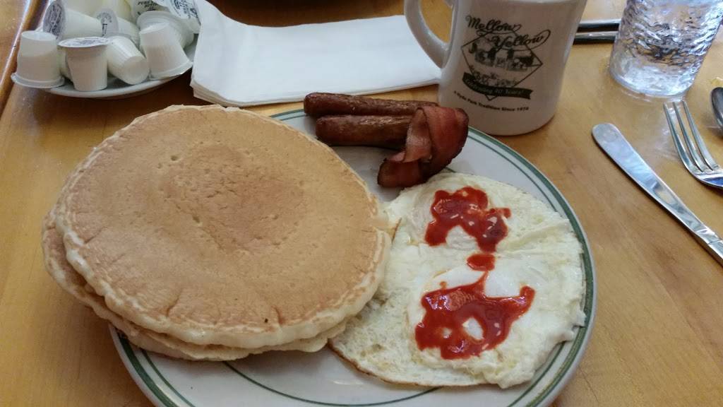 Mellow Yellow Restaurant | restaurant | 1508 E 53rd St, Chicago, IL 60615, USA | 7736672000 OR +1 773-667-2000