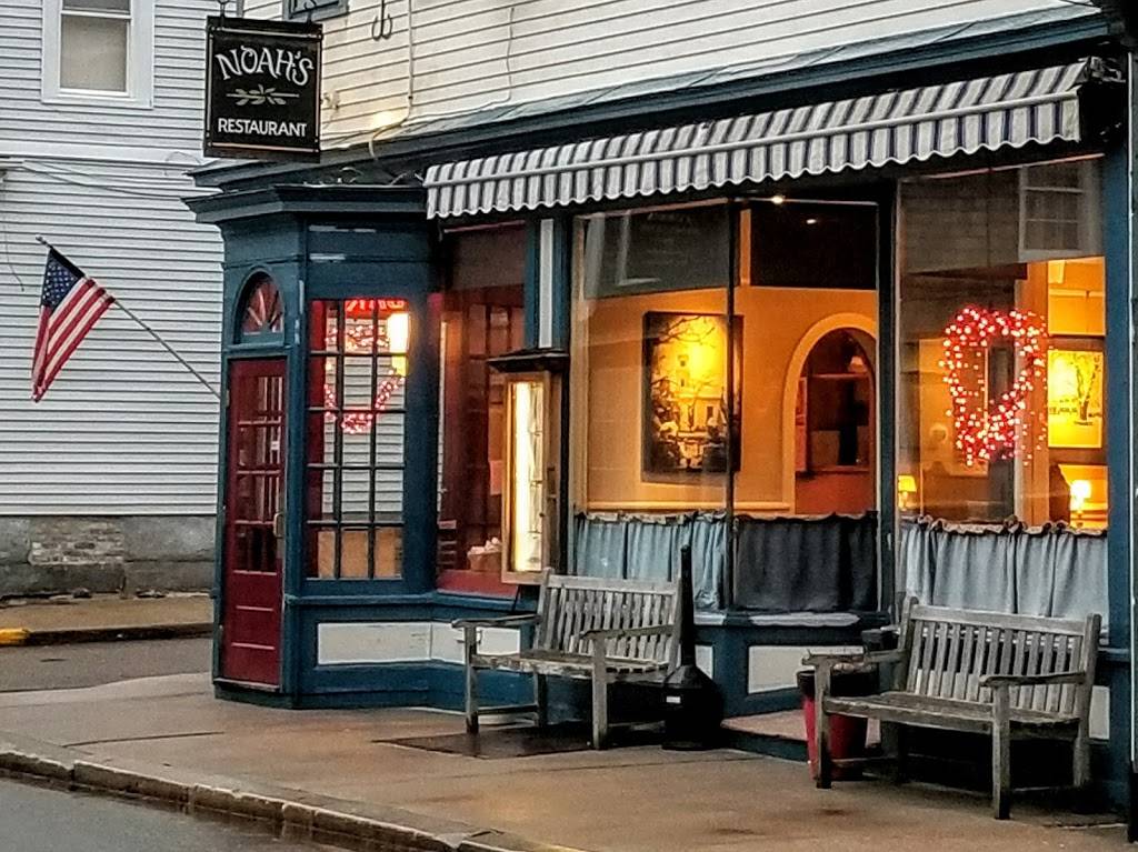 Noahs | restaurant | 113 Water St, Stonington, CT 06378, USA | 8605353925 OR +1 860-535-3925
