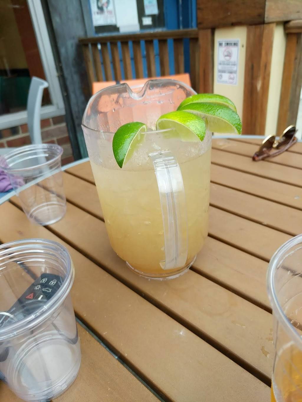 Agave Burrito Bar & Tequilaria | restaurant | 19 W College St, Oberlin, OH 44074, USA | 4407747336 OR +1 440-774-7336