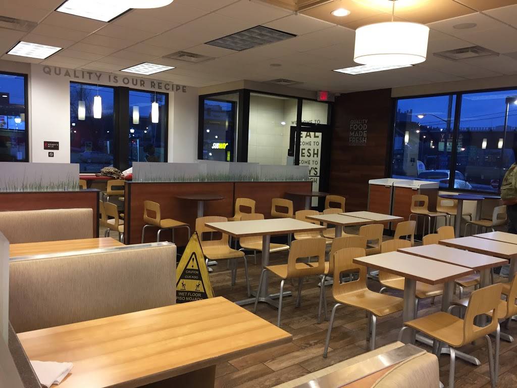 Wendys | restaurant | 725 Allegheny Ave, Pittsburgh, PA 15233, USA | 4122311653 OR +1 412-231-1653