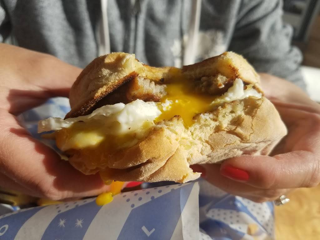 Dollop Diner | restaurant | 5060 N Clark St, Chicago, IL 60640, USA | 7735649520 OR +1 773-564-9520