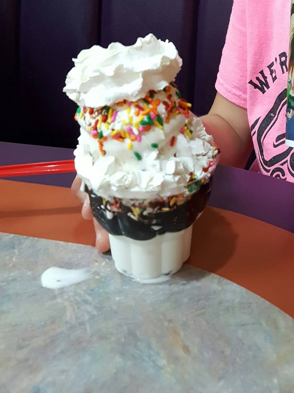 Dairy Queen | restaurant | 434 E Wooster St, Bowling Green, OH 43402, USA | 4193528042 OR +1 419-352-8042