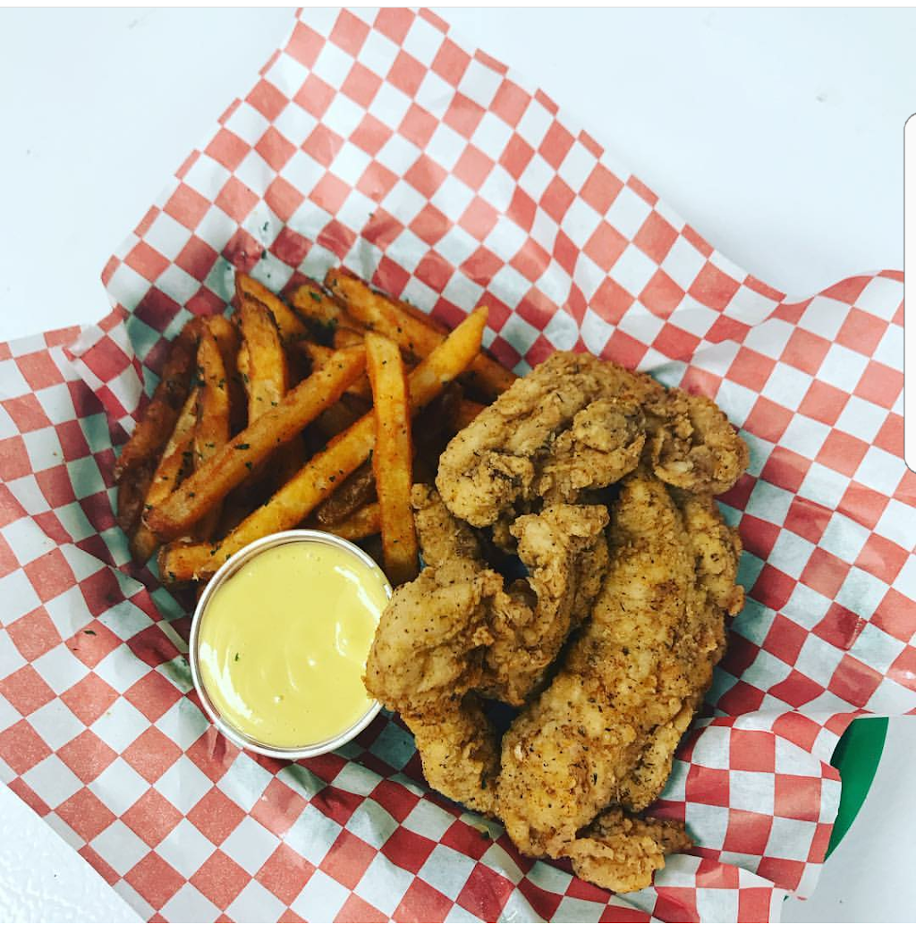 Flava House Restaurant | restaurant | 3279 Kirby Pkwy, Memphis, TN 38115, USA | 9014177085 OR +1 901-417-7085