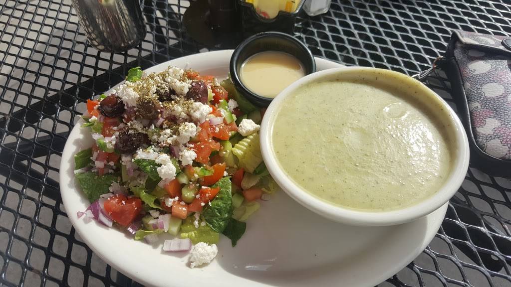 Outcast Grill | meal takeaway | 6104 Regents Rd, San Diego, CA 92122, USA | 8582020097 OR +1 858-202-0097