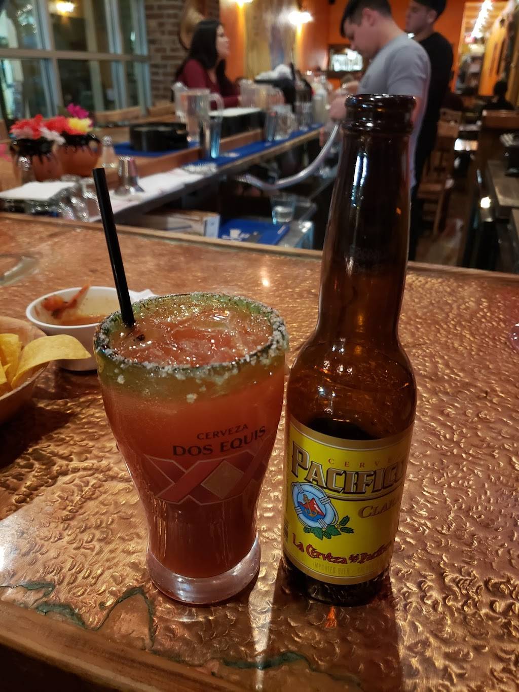 El Centro | restaurant | 66 Leonard St, Belmont, MA 02478, USA | 6174841515 OR +1 617-484-1515