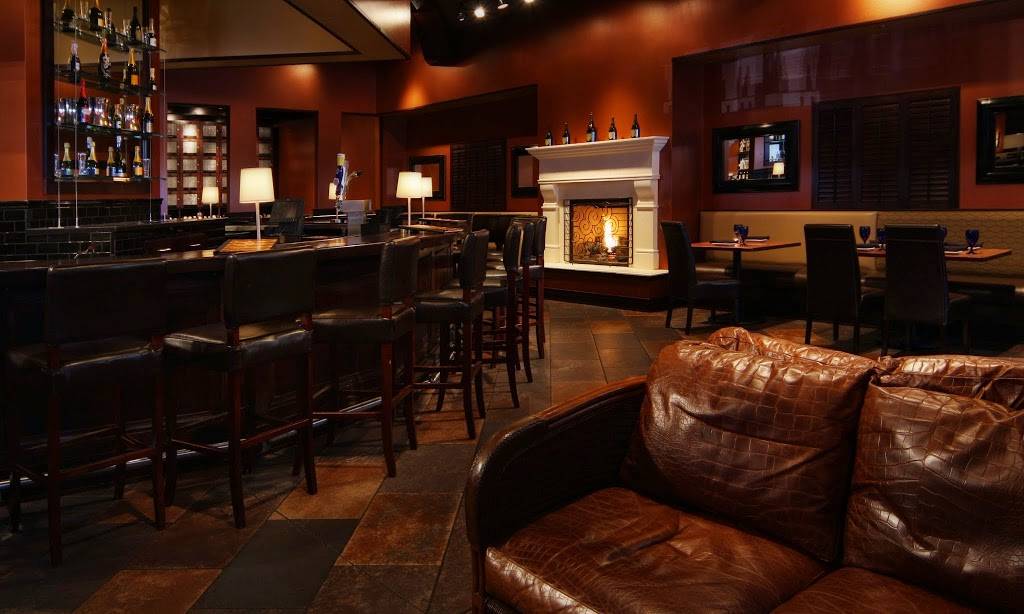 Eno Vino Wine Bar & Bistro | restaurant | 601 Junction Rd, Madison, WI 53717, USA | 6086649565 OR +1 608-664-9565