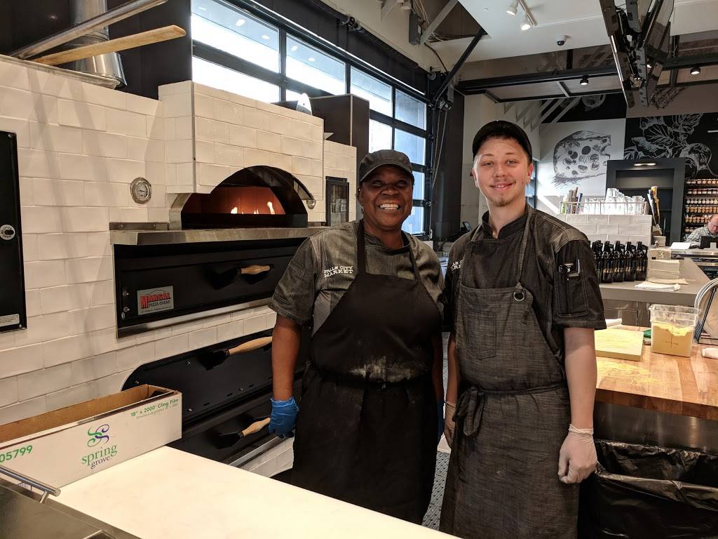 Iron Quarter Brick Oven Pizza | restaurant | 400 S 2nd St, Louisville, KY 40202, USA | 5023136710 OR +1 502-313-6710