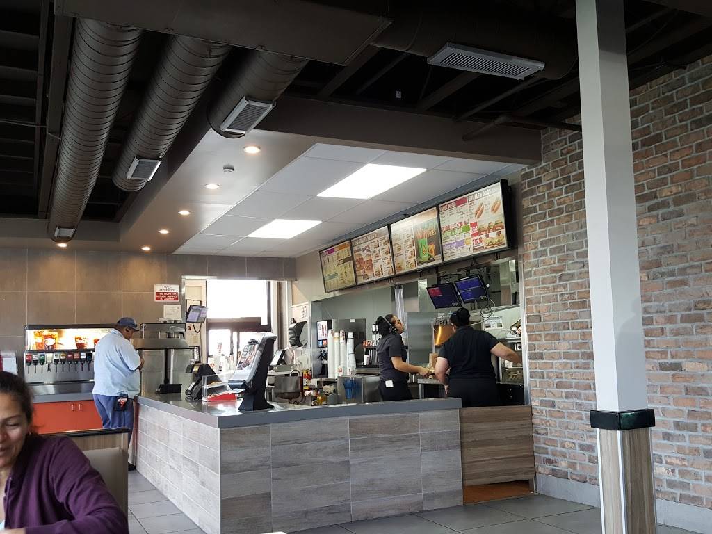 Burger King | restaurant | 1152 E Los Angeles Ave, Simi Valley, CA 93065, USA | 8055229352 OR +1 805-522-9352