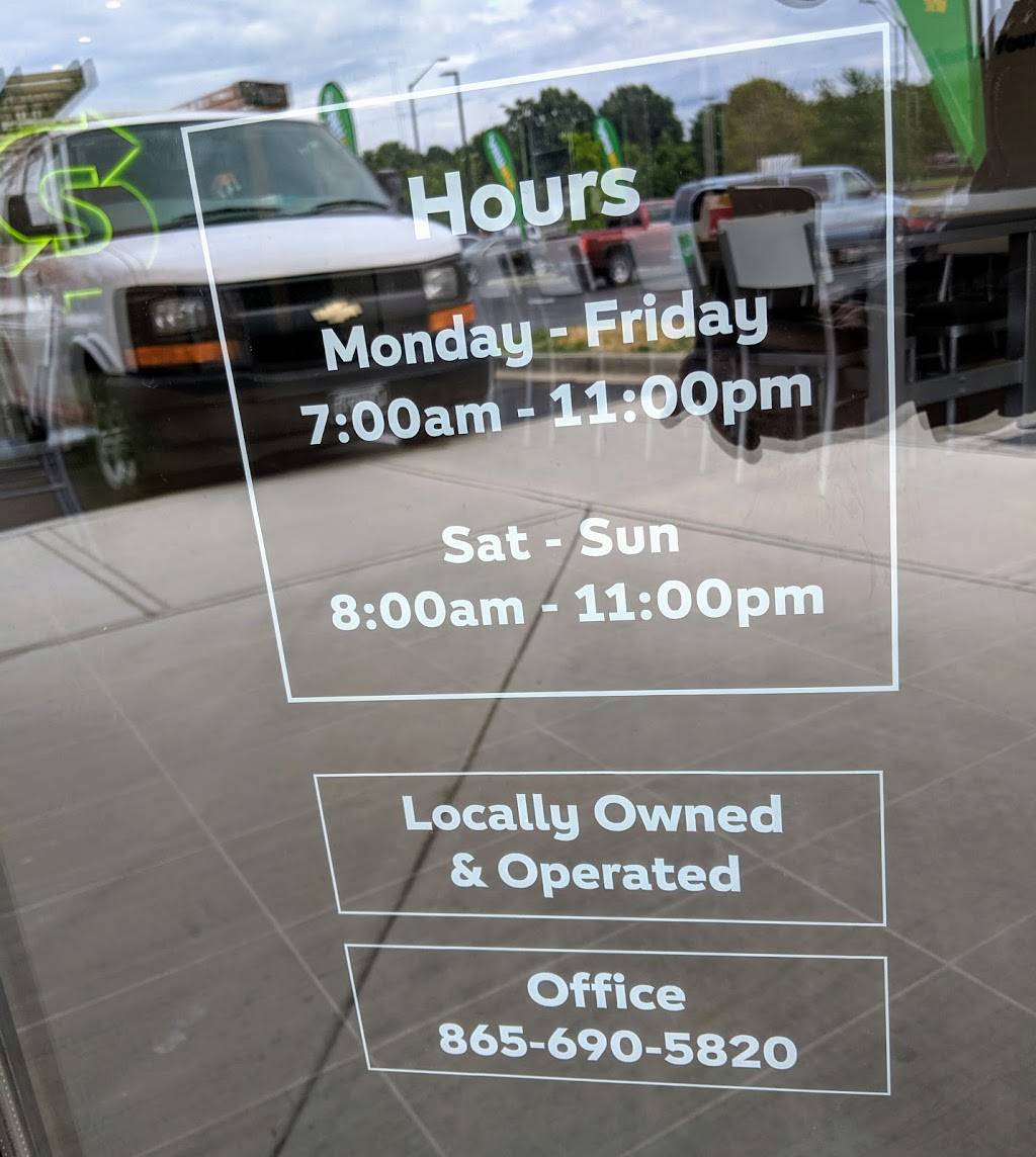 Subway Restaurants | restaurant | 1120 W State of Franklin Rd Suite 10, Johnson City, TN 37604, USA | 4239260133 OR +1 423-926-0133