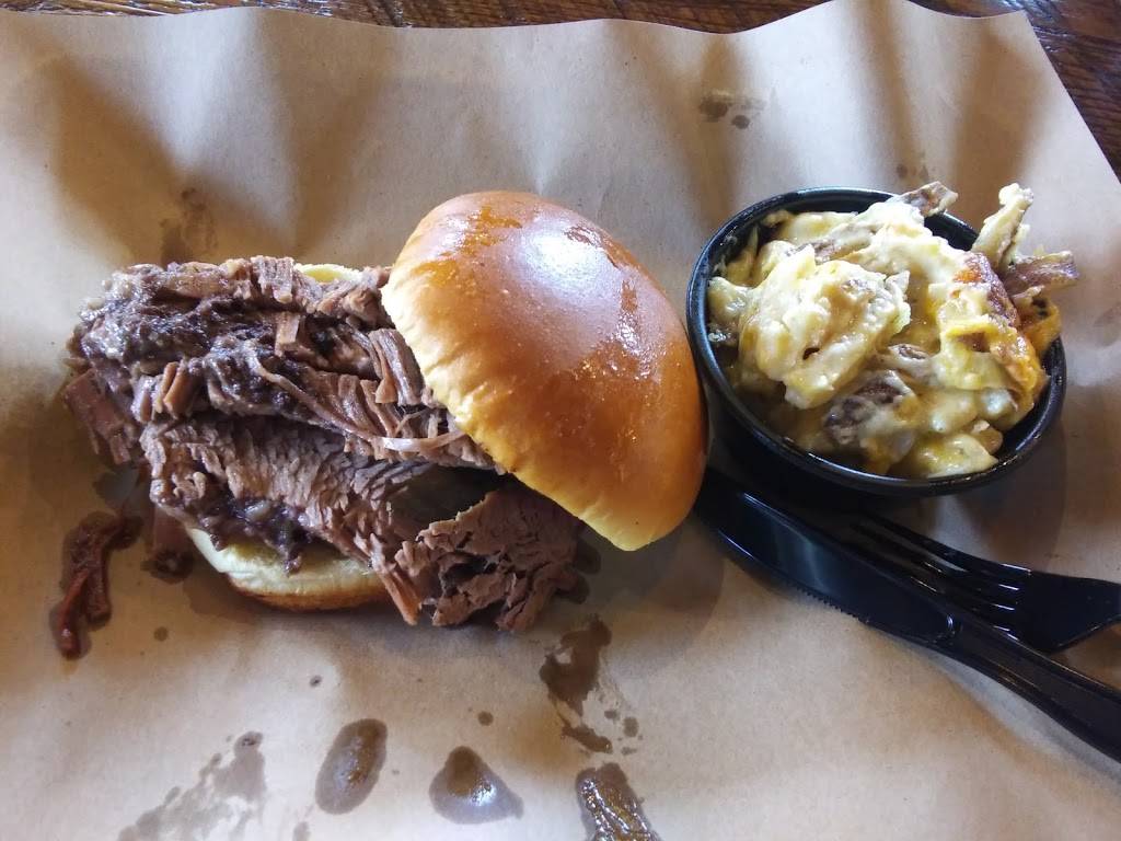 Mission BBQ | restaurant | 18340 W Bluemound Rd, Brookfield, WI 53045, USA | 2626495972 OR +1 262-649-5972