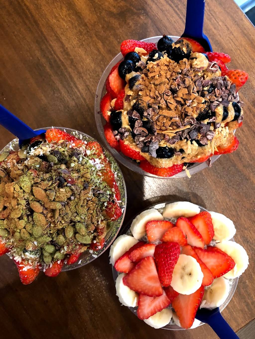 Blue Bowl | restaurant | 18051 Beach Blvd, Huntington Beach, CA 92648, USA | 7148765309 OR +1 714-876-5309