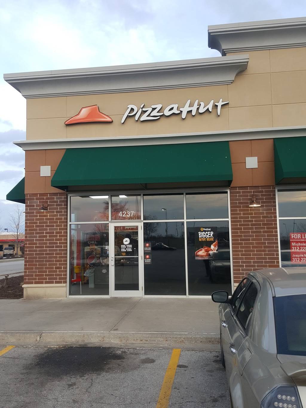 Pizza Hut | restaurant | 4237 W 167th St, Country Club Hills, IL 60478, USA | 7086471100 OR +1 708-647-1100