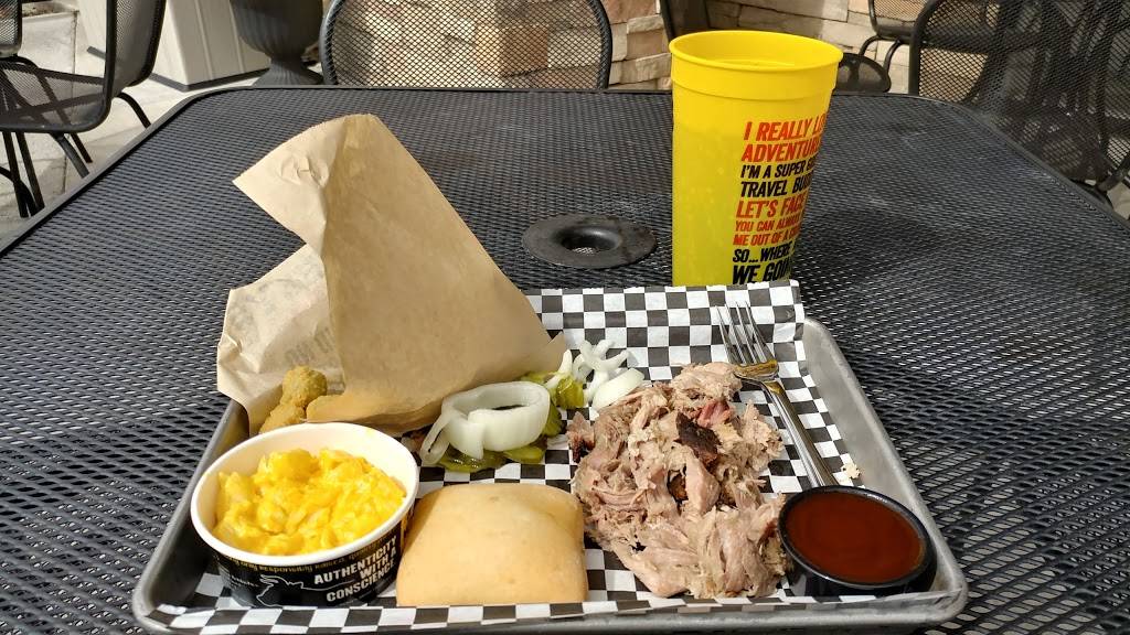 Dickeys Barbecue Pit | restaurant | 323 Metzler Dr Ste 101, Castle Rock, CO 80108, USA | 3036883383 OR +1 303-688-3383