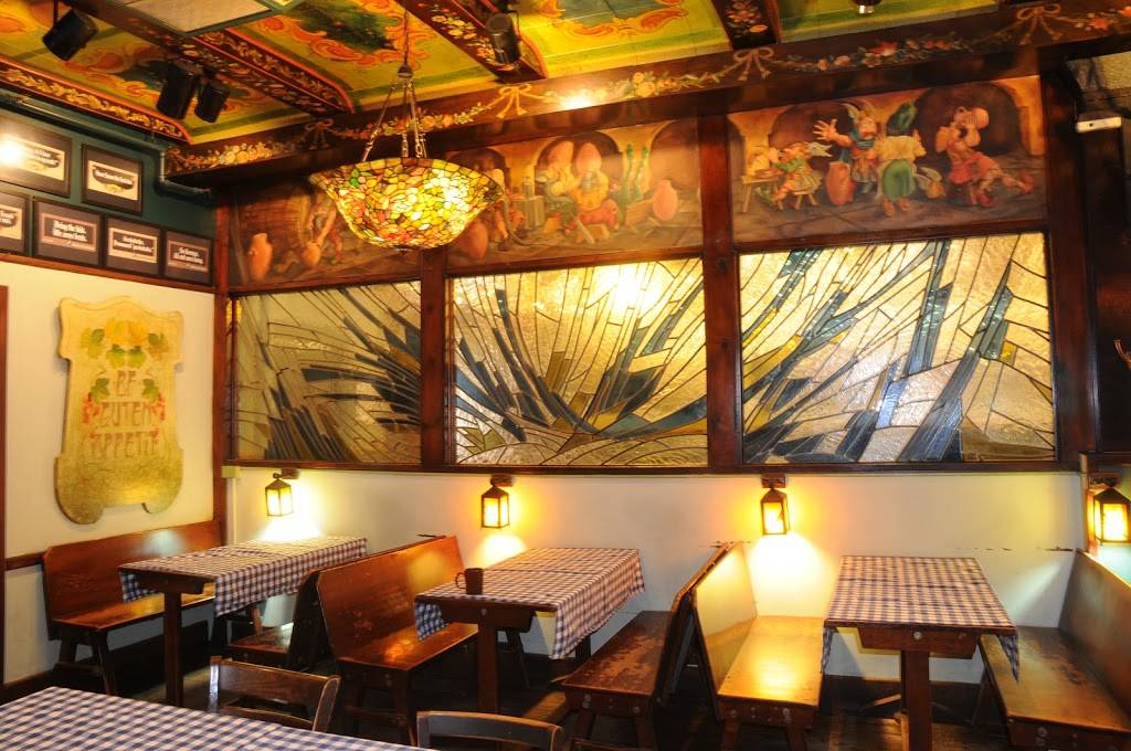 Black Forest Inn | restaurant | 1 E 26th St, Minneapolis, MN 55404, USA | 6128720812 OR +1 612-872-0812