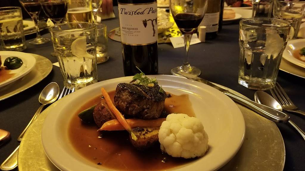 Silver Gate Yacht Club | restaurant | 2091 Shelter Island Dr, San Diego, CA 92106, USA | 6192221214 OR +1 619-222-1214