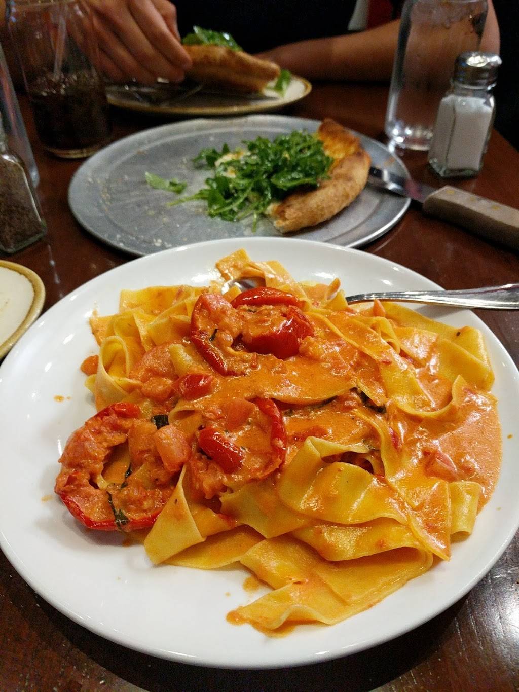 La Lanterna | restaurant | 1224 Griswold St, Detroit, MI 48226, USA | 3139628821 OR +1 313-962-8821