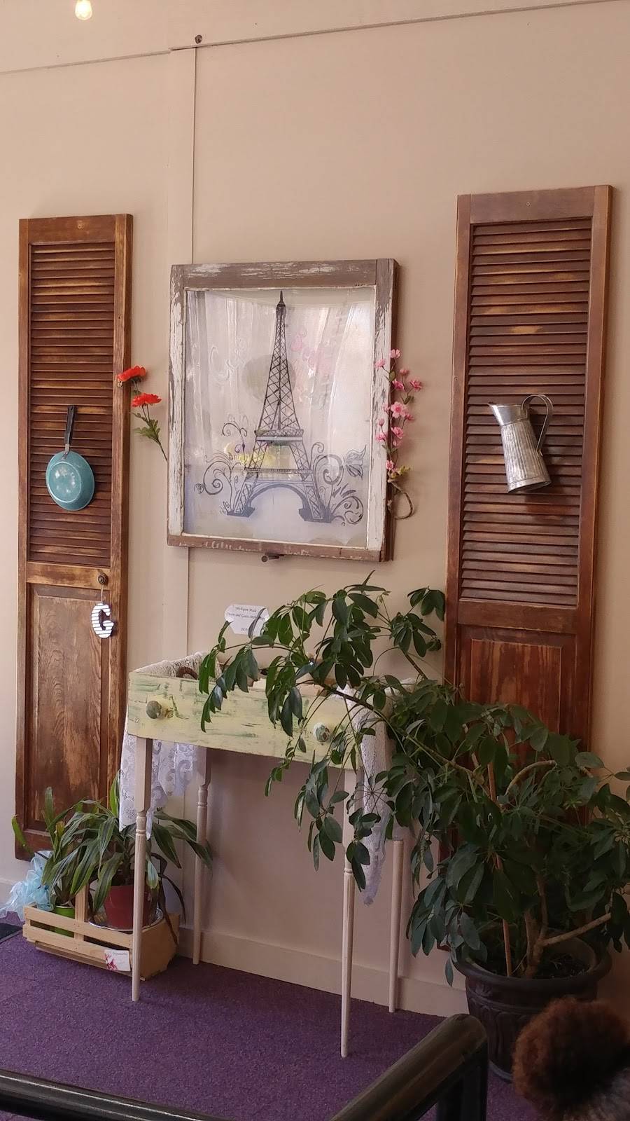 Chef Gs | restaurant | 450 W Nepessing St, Lapeer, MI 48446, USA | 8109694949 OR +1 810-969-4949