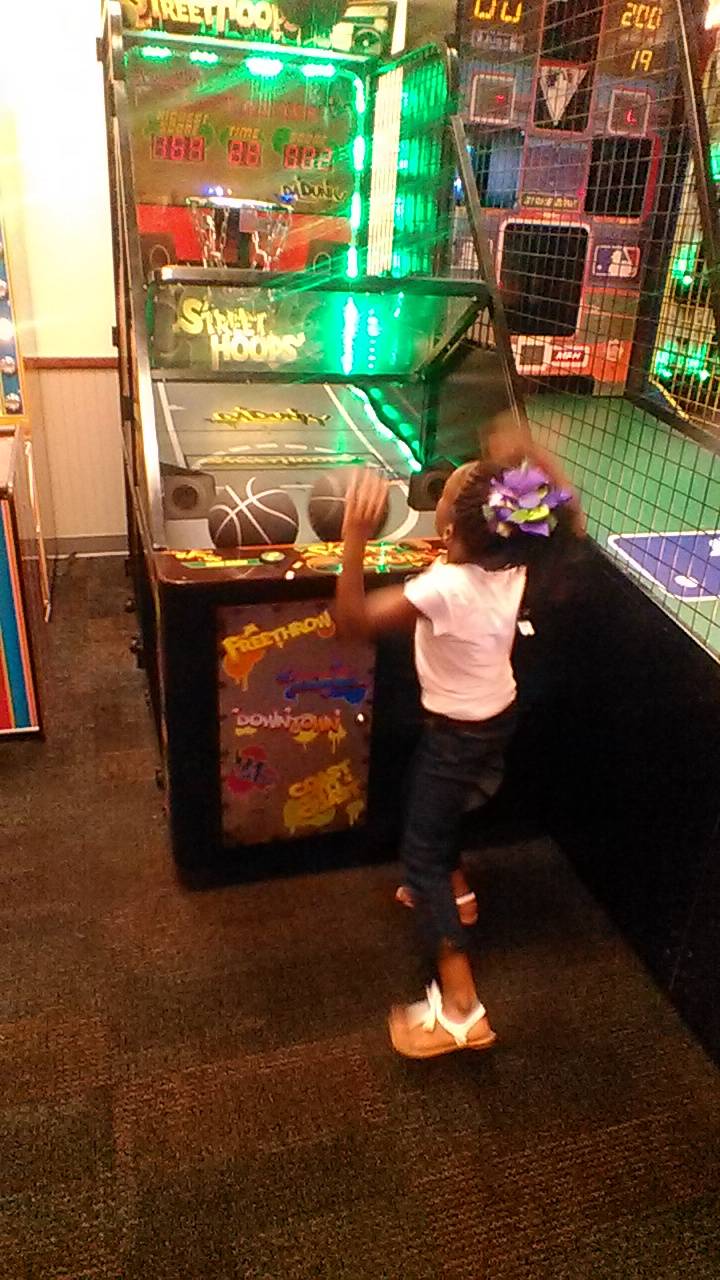 Chuck E. Cheese | restaurant | 3649 Hickory Hill Rd, Memphis, TN 38115, USA | 9013631064 OR +1 901-363-1064