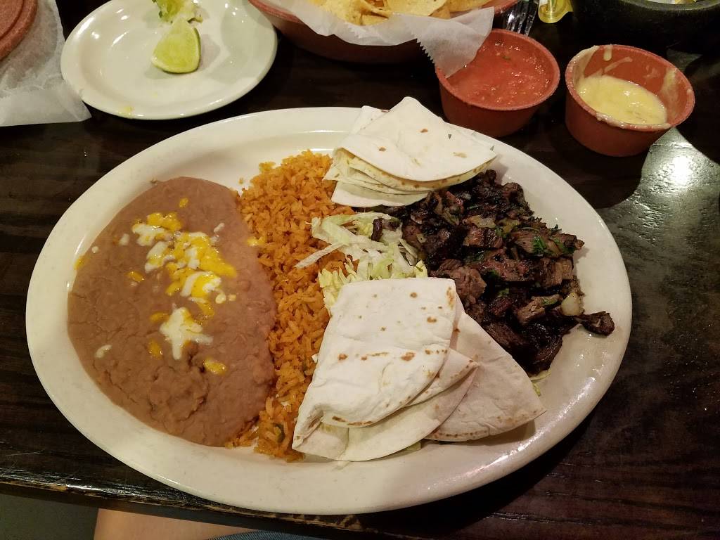 Poblano Grill | restaurant | 13593 N May Ave, Oklahoma City, OK 73120, USA | 4057558111 OR +1 405-755-8111